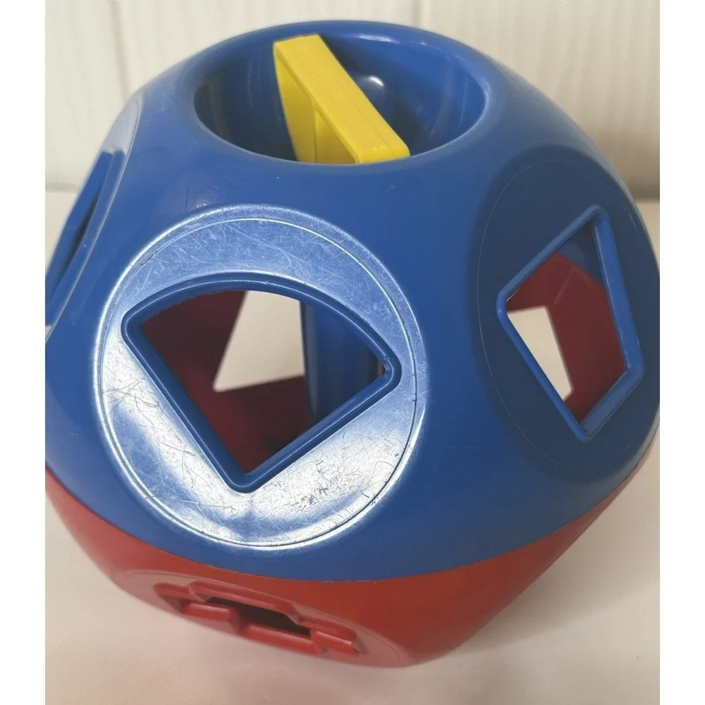 1968 Vintage Tupperware Red Blue Yellow Toy Shape O Ball COMPLETE Ball/10 shapes